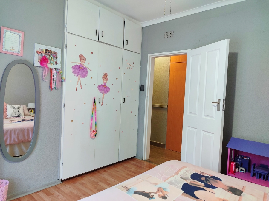 5 Bedroom Property for Sale in Doringkruin North West